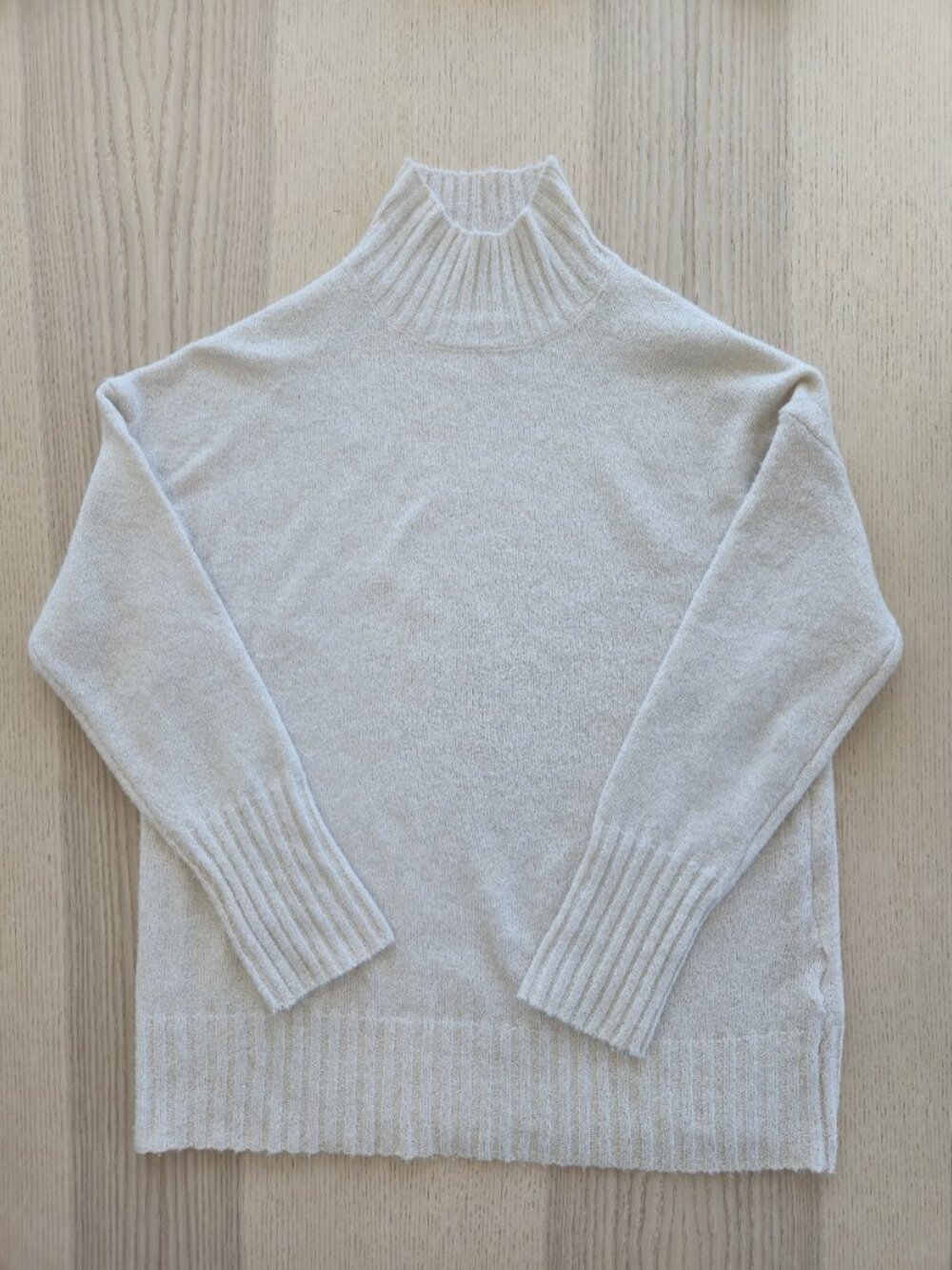 NWOT ONLY Gabrielle Soft Knit Turtleneck Sweater in Oatmeal - Picture 4 of 9
